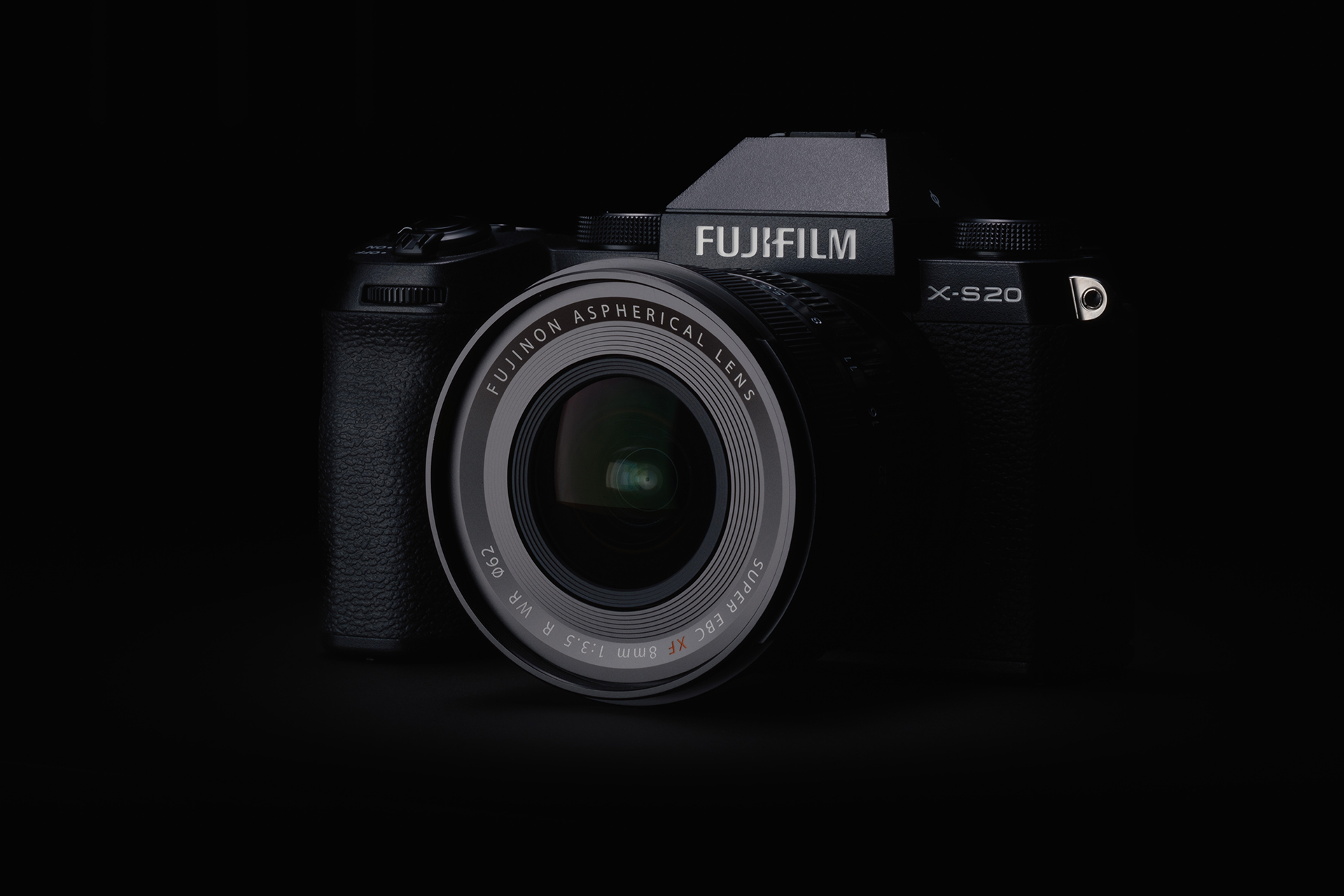 FUJIFILM X S20 key visual 01 small