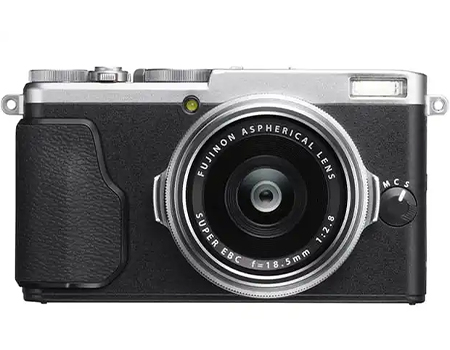 FUJIFILM X70 Archivbild