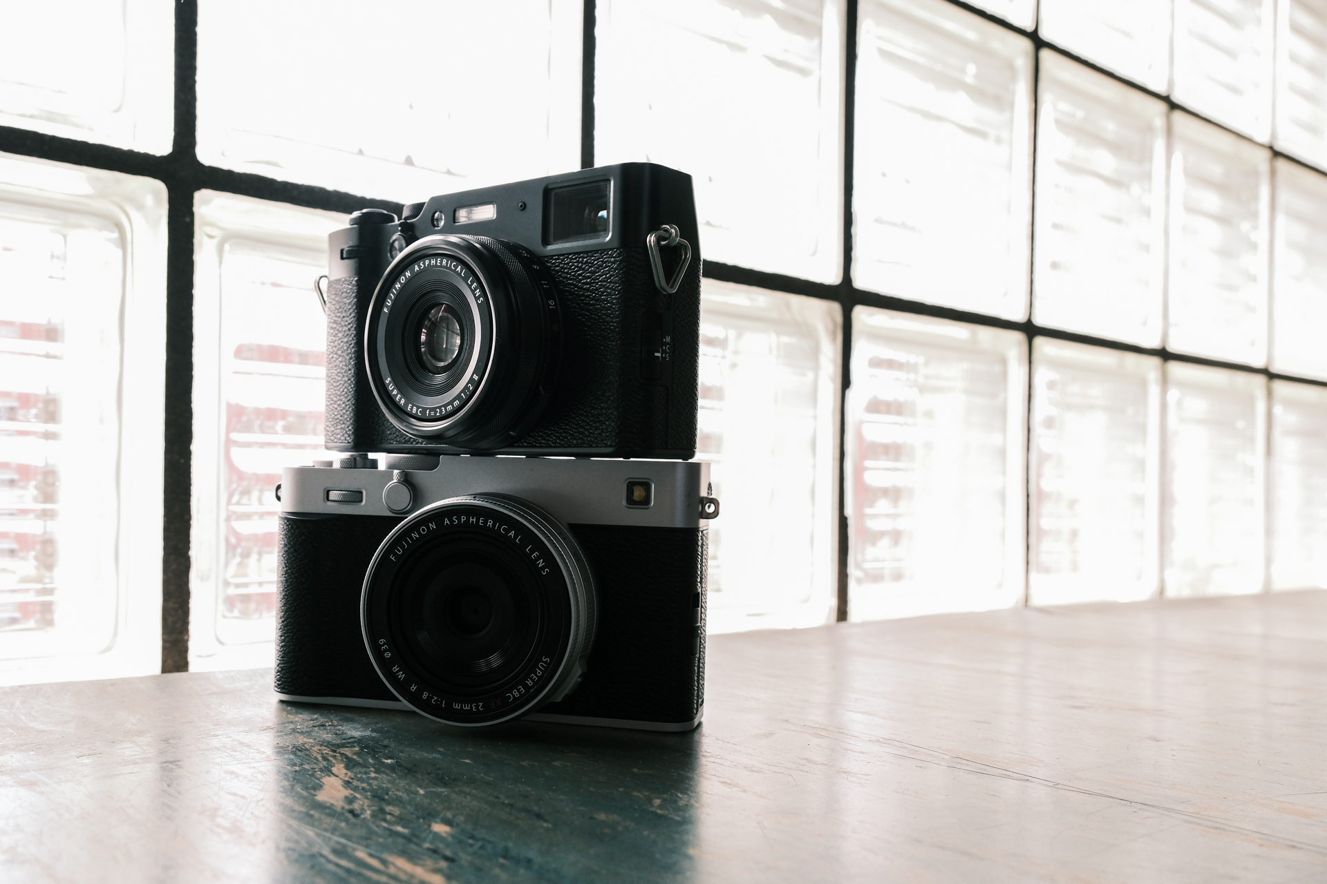 X100VI VS XE5 AR 8459