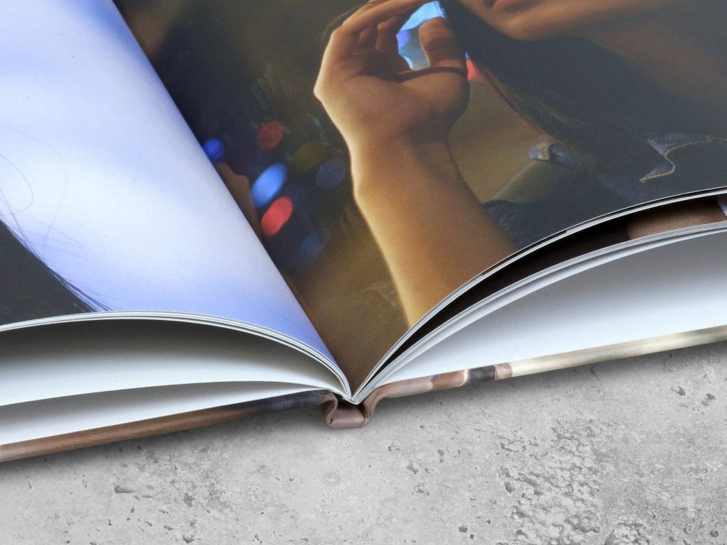 DETAILS Fotobuecher DD NAT Bindung