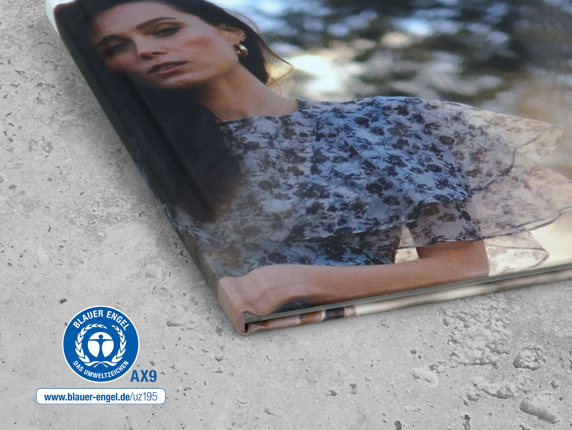 DETAILS Fotobuecher DD NAT Buchrücken Blauer Engel